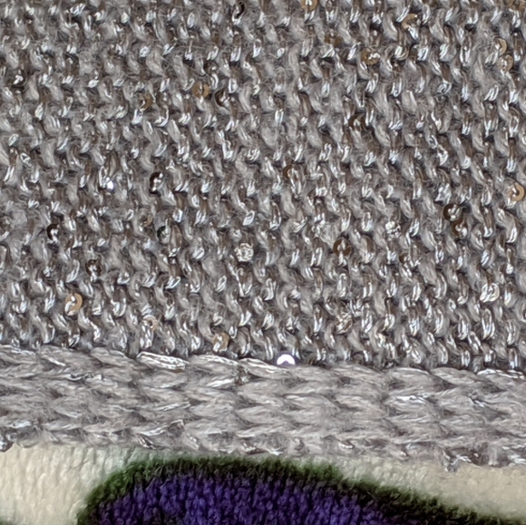 Forever 21 Large Gray Knit Top with Silver Sequins - Picture 5 of 7